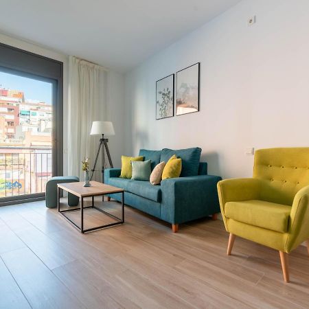 Limehome Barcelona Carrer De Besalu 90 - Estancia Temporal Bagian luar foto