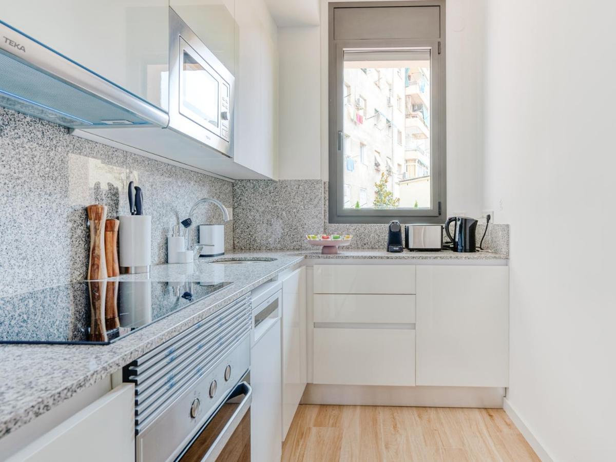 Limehome Barcelona Carrer De Besalu 90 - Estancia Temporal Bagian luar foto