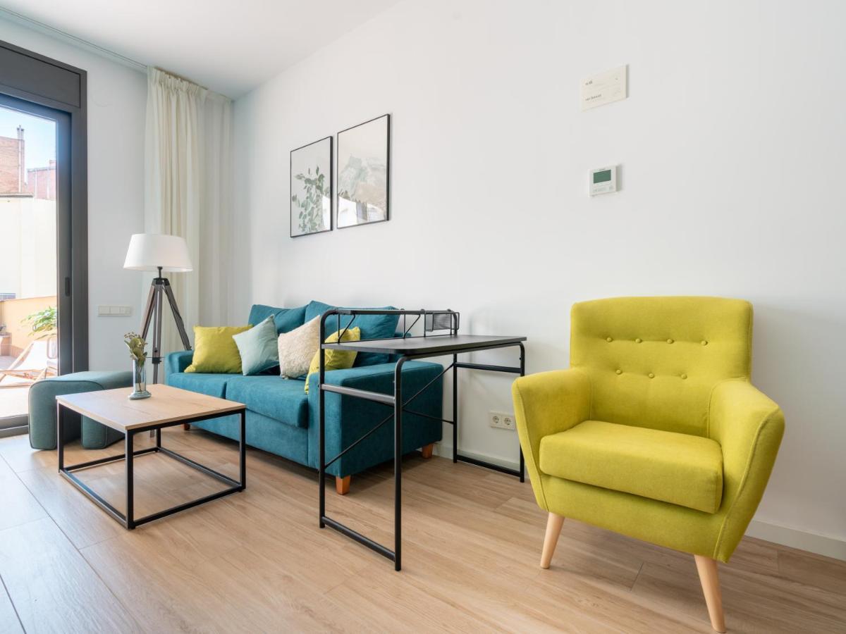 Limehome Barcelona Carrer De Besalu 90 - Estancia Temporal Bagian luar foto