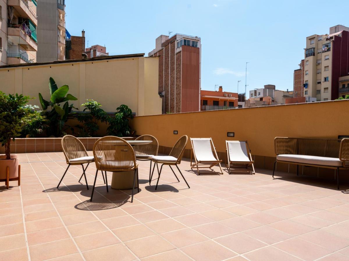 Limehome Barcelona Carrer De Besalu 90 - Estancia Temporal Bagian luar foto